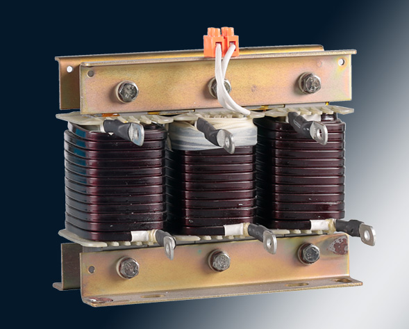 NMCKSG低壓 NMCKSC高壓電容器串聯(lián)電抗器在補(bǔ)償容性無功功率的時(shí)候，往往會(huì)受到諧波電流，合閘涌流及操作過電壓的影響，造成電容器損壞和功率因數(shù)降低，為此需…